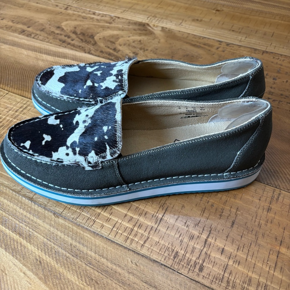 Myra Bag Cowhide Patterned Cruiser View 4